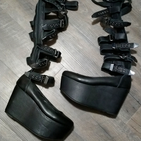 Yes Milky Way Platform Shoes - Picture 7 of 9